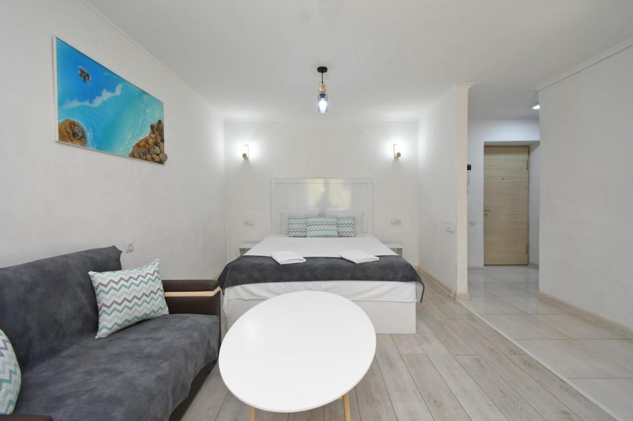 Cozy Apartment Near To The Metro H Kochar 19 Ereván Exterior foto