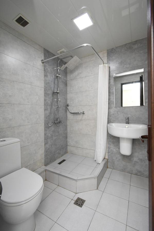 Cozy Apartment Near To The Metro H Kochar 19 Ereván Exterior foto