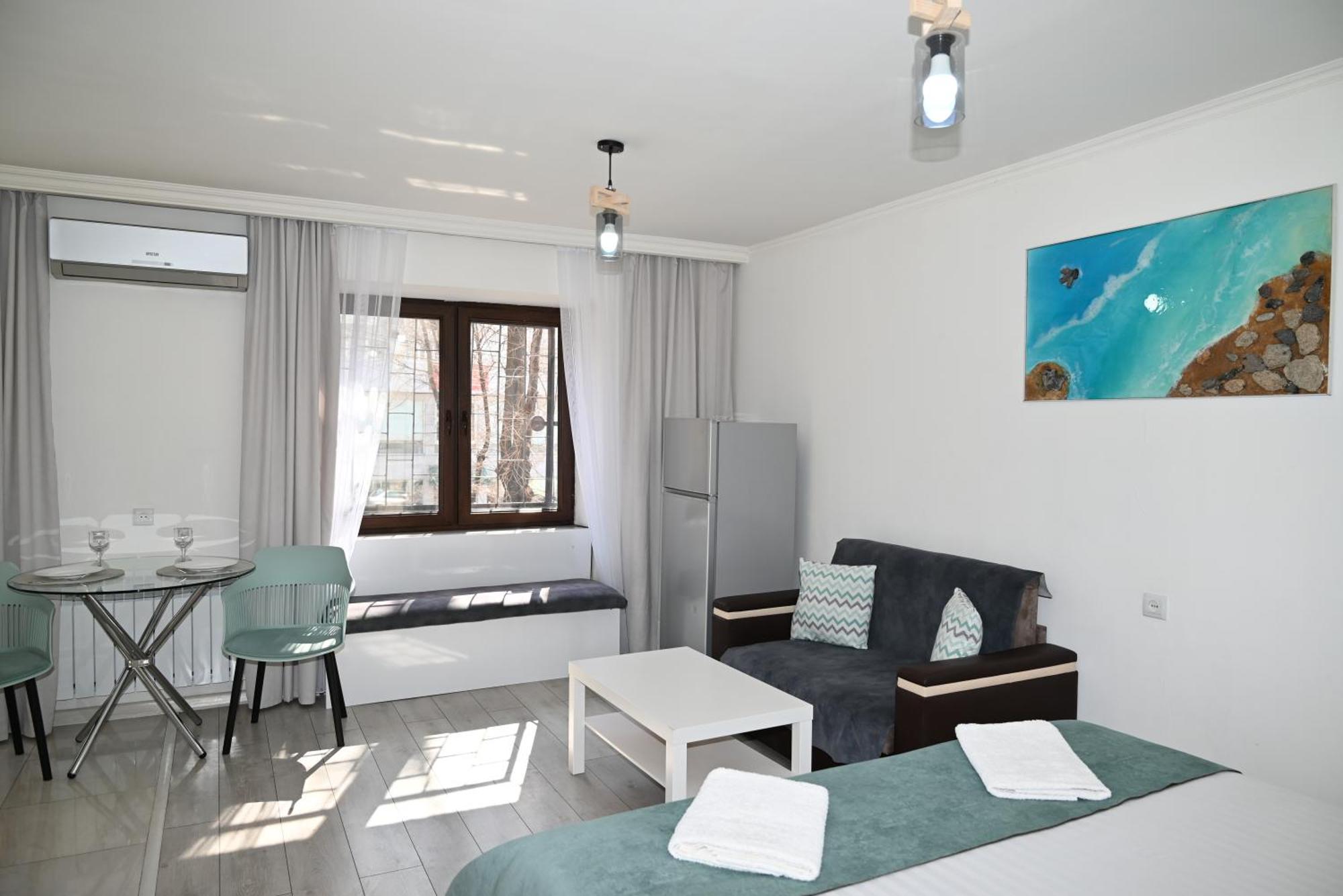 Cozy Apartment Near To The Metro H Kochar 19 Ereván Exterior foto